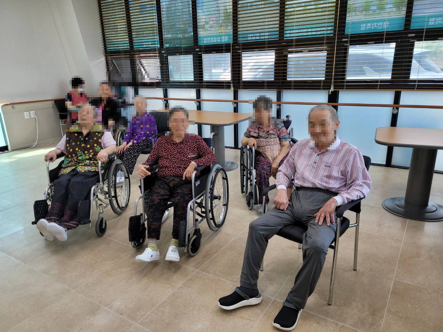 [꾸미기]8월 12일 오전 8.jpg