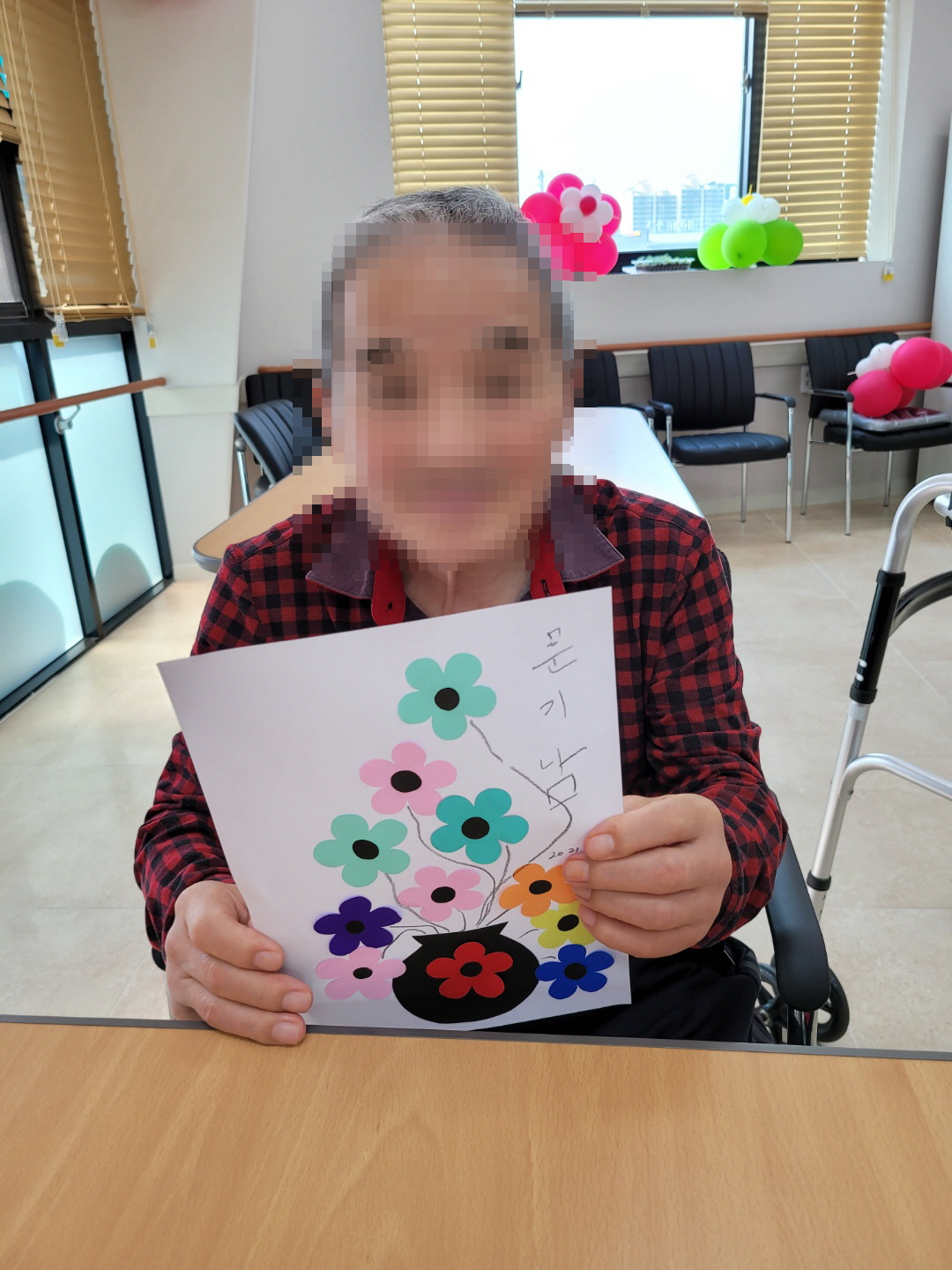 누가 더 예쁠까요~