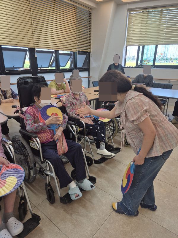 ⚬ 10월 1일 수요일_ 창의성의 날 ⚬